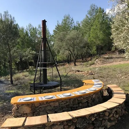 מלון Mylasa Farm And *